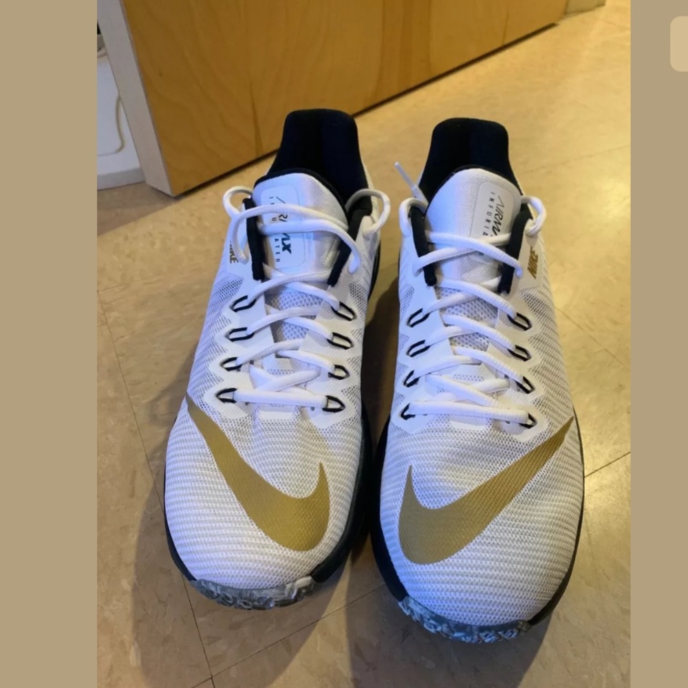 Nike air max infuriate II